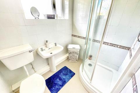 2 Alloway Grove, Hemlington, Middlesbrough, TS8 9HT