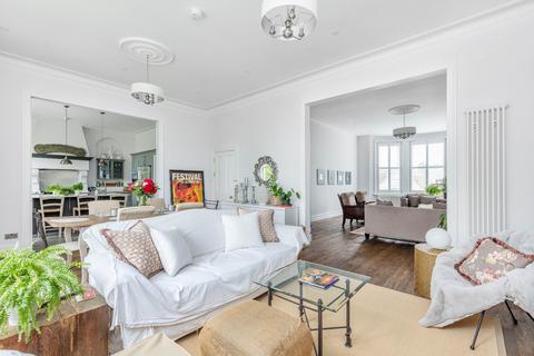 6 bedroom apartment to rent, Kings Road, Richmond, Surrey, TW10