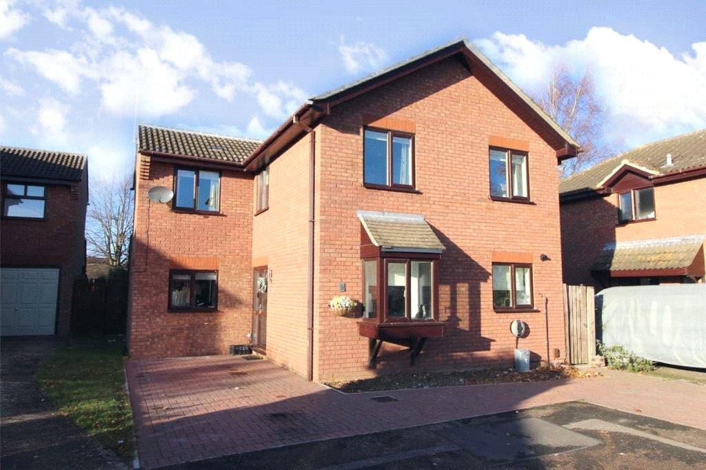 Ranelagh Gardens, Newport Pagnell, Buckinghamshire, MK16 4 bed detached