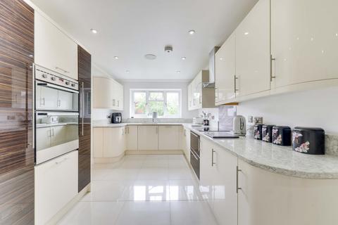 4 bedroom detached house for sale - Weir Farm Road, Rayleigh, SS6