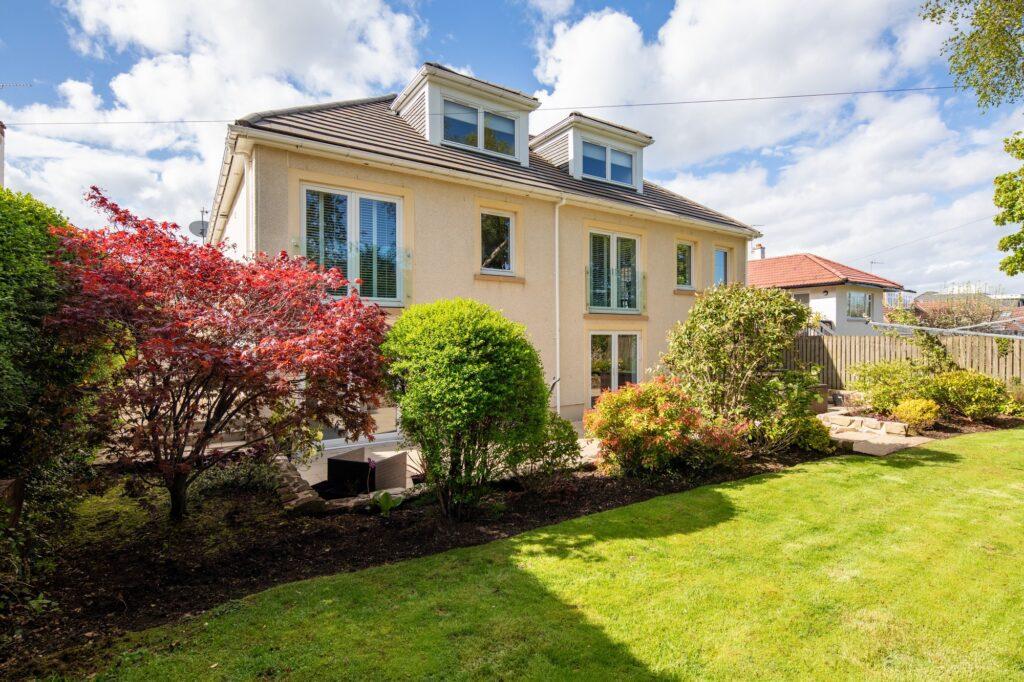 Larchfield Avenue, Newton Mearns 4 bed detached villa £695,000