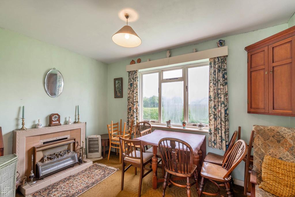 Stokeham, Retford 3 bed detached house £400,000