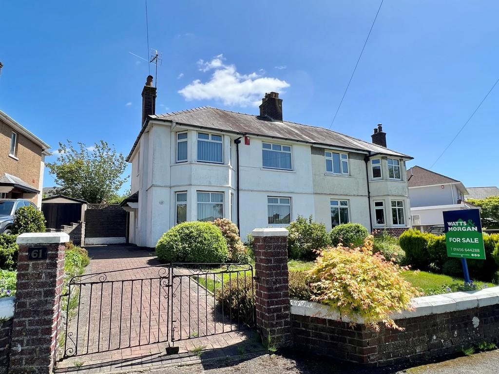 Bowham Avenue, Bridgend 3 bed semidetached house £349,950