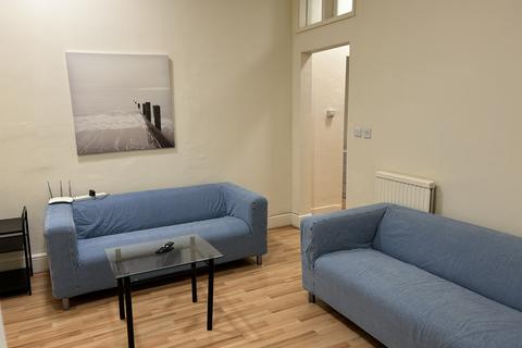 5 bedroom apartment to rent, Leinster Terrace, London W2
