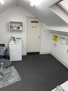 Office to rent, 54 High Street, Stony Stratford