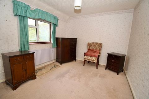 65 Birch Road, Godalming, GU7 3NU