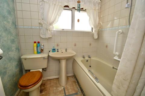 65 Birch Road, Godalming, GU7 3NU
