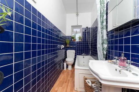 38a Grosvenor Road, London, W7 1HJ