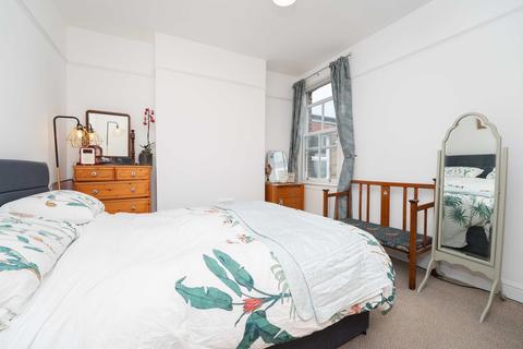 38a Grosvenor Road, London, W7 1HJ