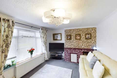 2 bedroom end of terrace house for sale - Gossops Green, Crawley, RH11
