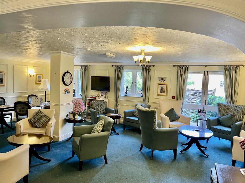 Communal Lounge