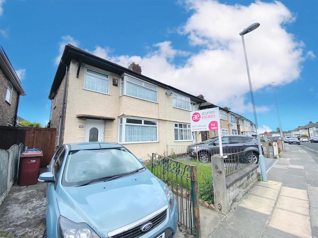 Jeffereys Crescent, Huyton, Liverpool 3 bed semidetached house £170,000