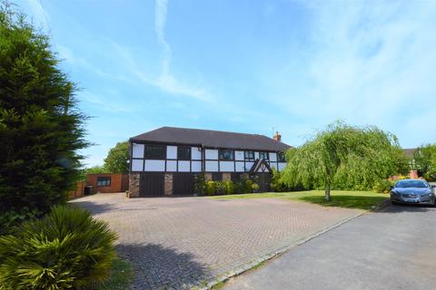 1 Honeysuckle Close, Iver, SL0 0LZ
