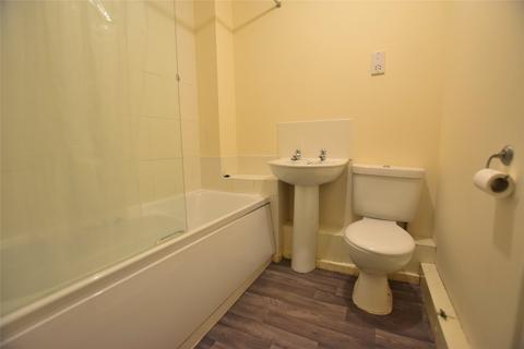 2 bedroom apartment to rent, Cemetery Road, Gateshead, Tyne and Wear, NE8