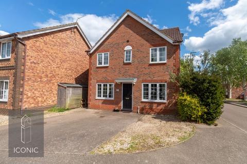 4 bedroom detached house for sale, Bill Todd Way, Taverham, Norwich