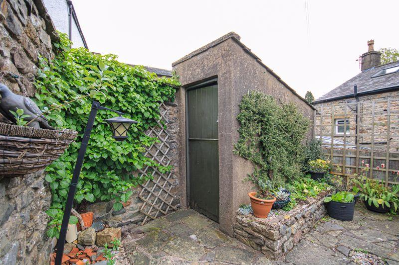 Shed