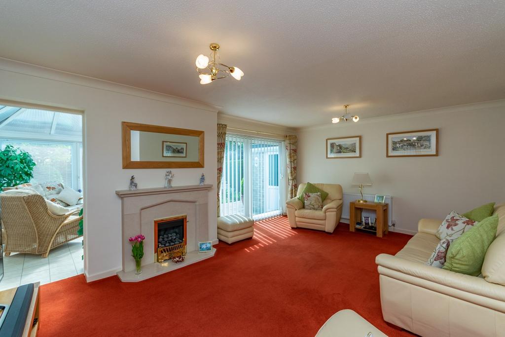 Greenwich Drive, Lytham St Annes, FY8 3 bed detached bungalow £485,000