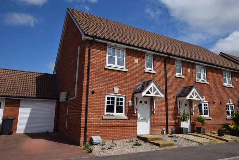 Claines Street, Holybourne, Alton, Hampshire 4 bed end of terrace house