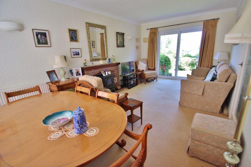 The Glade, Mayfield 3 bed detached house £575,000
