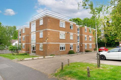 1 bedroom ground floor flat for sale - Downs Road, Sutton