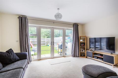 31 Bray Road, Edenbridge, TN8 6BW