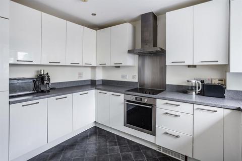 31 Bray Road, Edenbridge, TN8 6BW