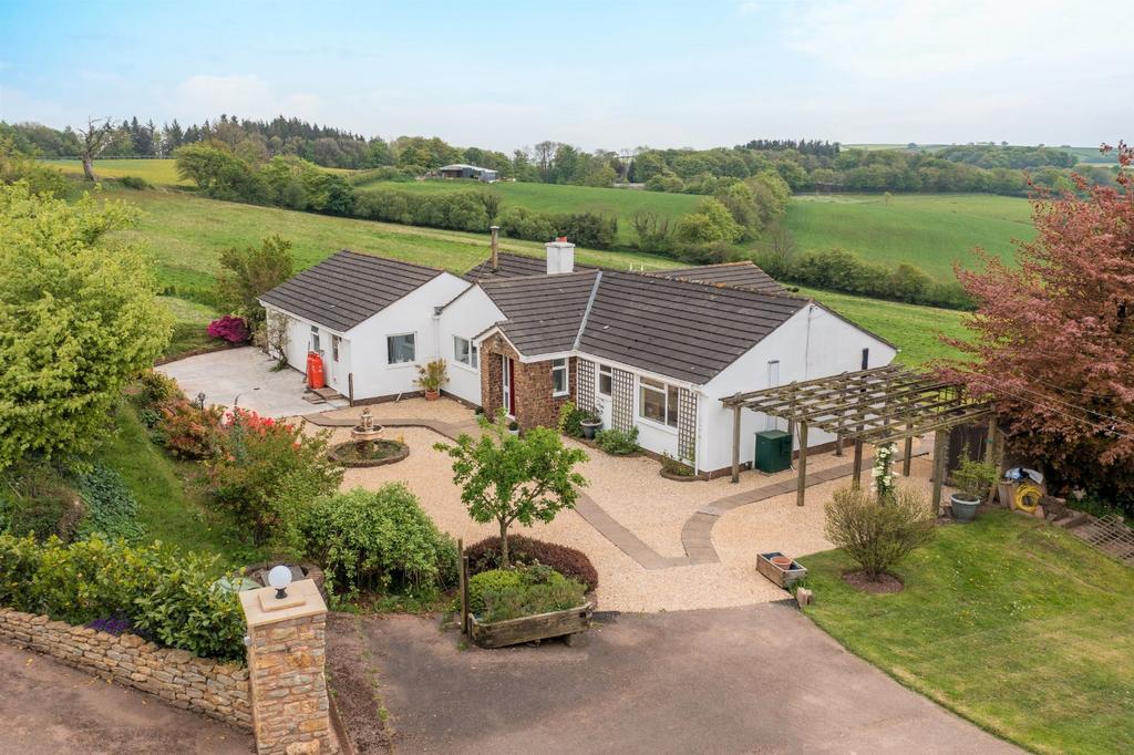 Stoodleigh, Tiverton, Devon, EX16 4 bed detached house - £1,300,000