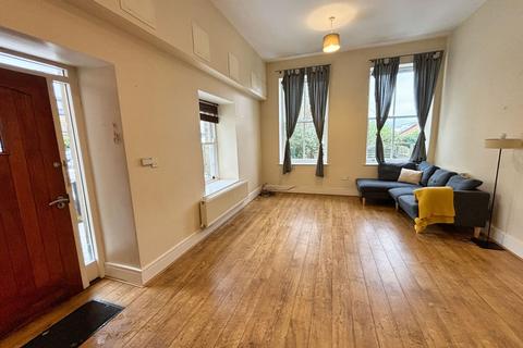 2 bedroom flat to rent, School Road, Sheffield