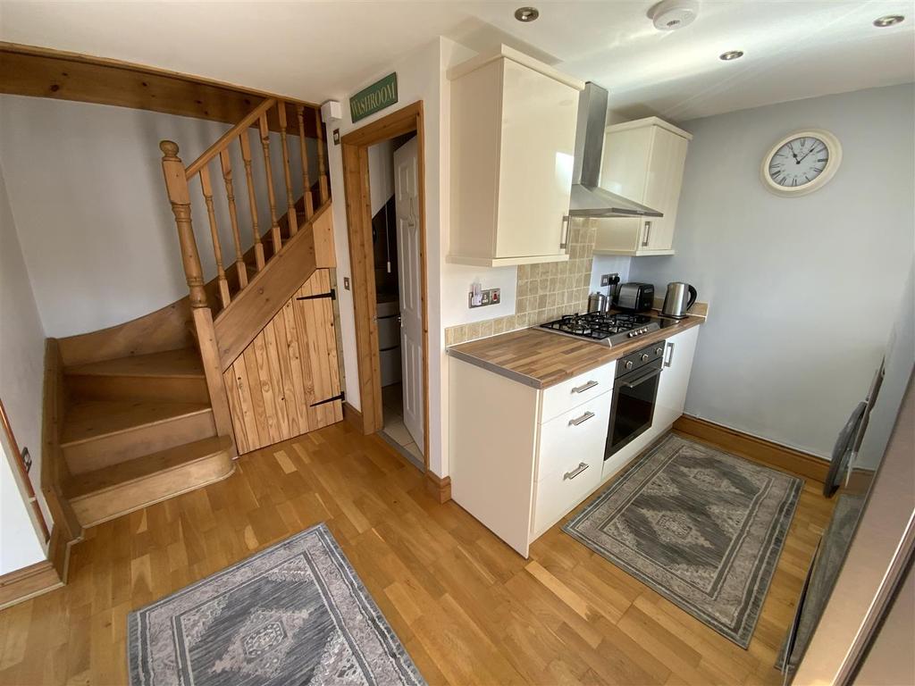 Open Plan Hallway and Galley Kitchen