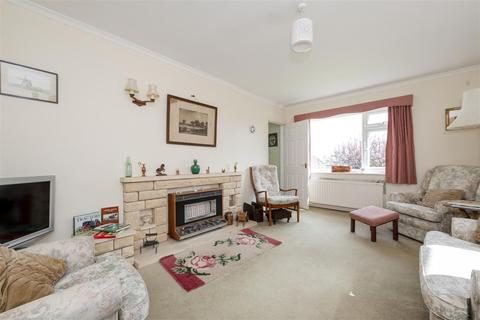 3 bedroom detached bungalow for sale - Springfield Road, Shipston-On-Stour, Warwickshire