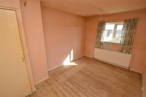 118 Ambleside Drive, Leicester, LE2 9FB