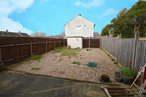 118 Ambleside Drive, Leicester, LE2 9FB