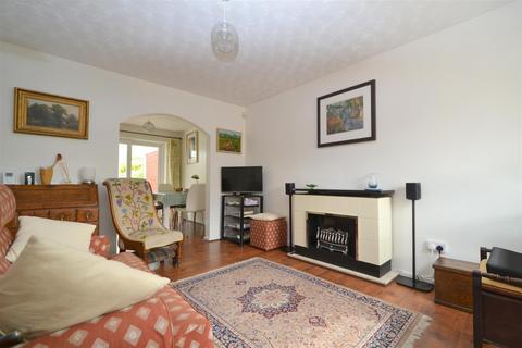 32 Bramble Close, Malvern, WR14 2UW