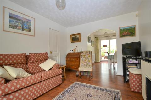 32 Bramble Close, Malvern, WR14 2UW