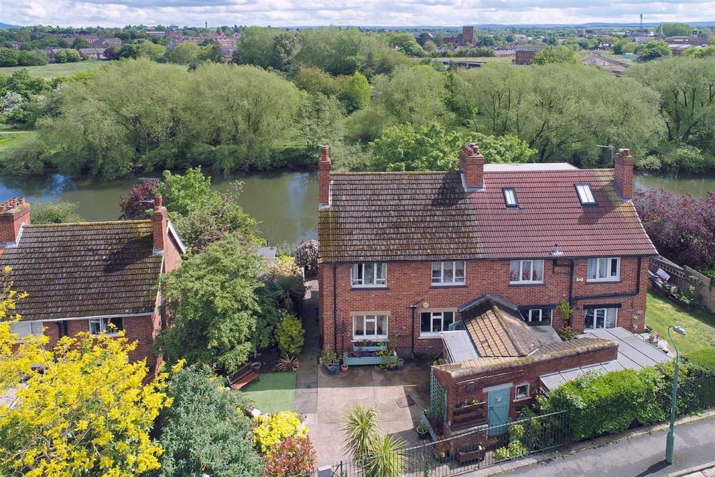 The Dana, Castlefields, Shrewsbury 3 bed semidetached house for sale