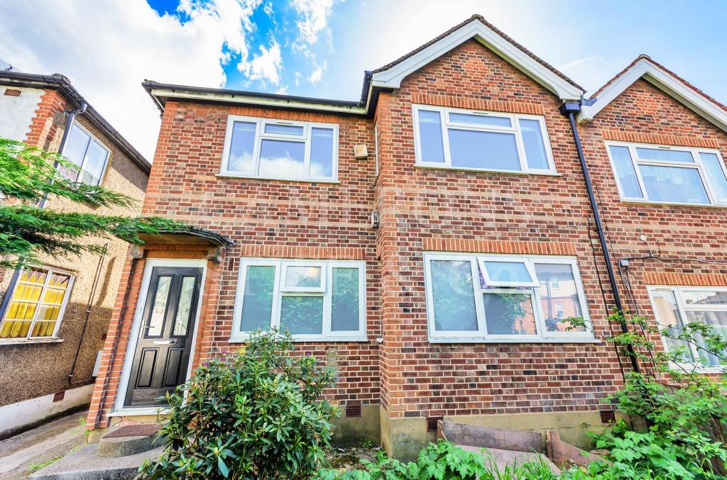 Chambers Lane, London 2 bed flat for sale £475,000