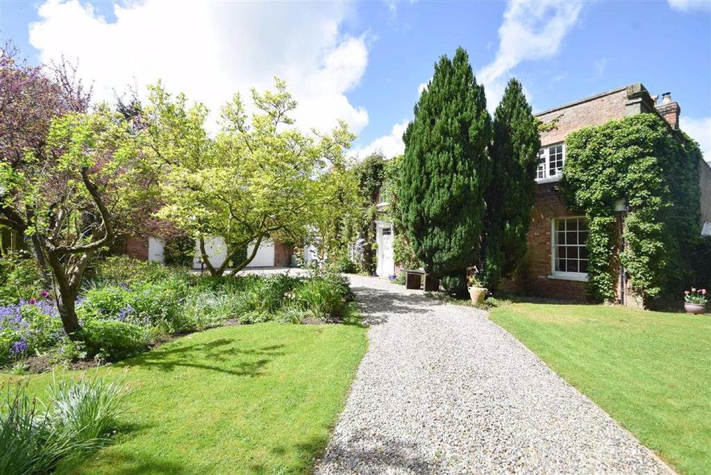 Lythwood Hall, Bayston Hill... 7 bed semidetached house £900,000