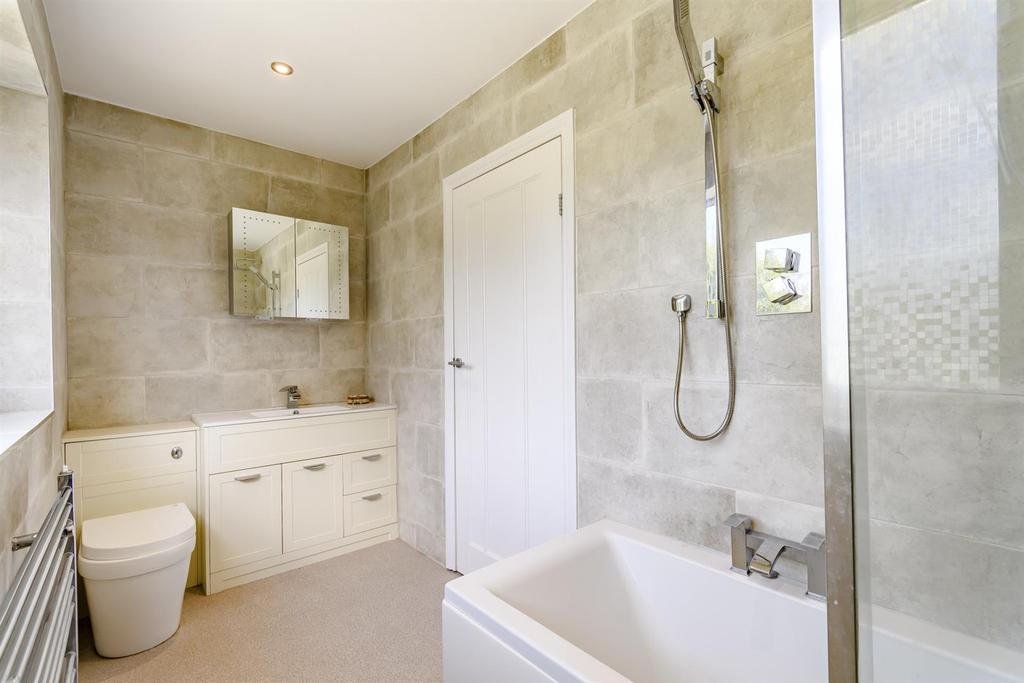 8472250-interior04.jpg