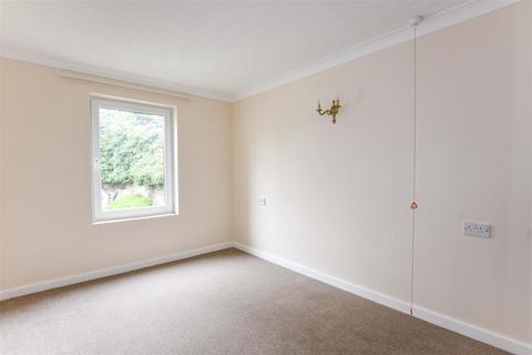 1 bedroom apartment for sale - Newcomb Court, Stamford