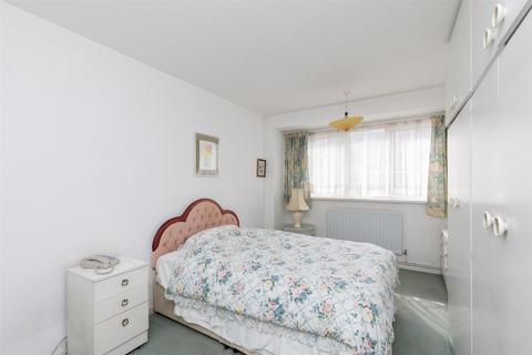 Flat 1, Thorne House Roman Road, London, E2 0PL