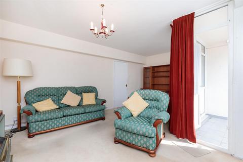 Flat 1, Thorne House Roman Road, London, E2 0PL