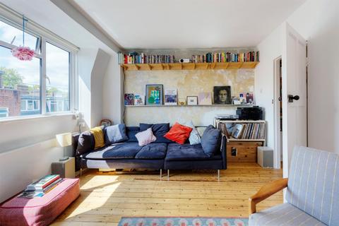 2 bedroom flat for sale - Merceron House, Globe Road, London, E2