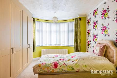 64 Blackshots Lane, Grays, RM16 2JU