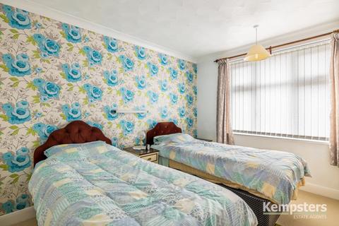 64 Blackshots Lane, Grays, RM16 2JU