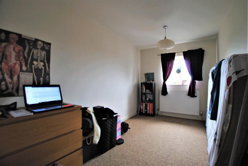 Bedroom 3 med.jpg