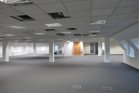 Office to rent - Ashley Road, Epsom