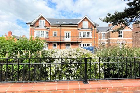 4 Belgravia Gardens, Middlesbrough, TS5 6NZ