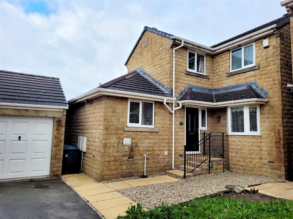 Appleby Close, Queensbury, Bradford 3 bed detached house £290,000