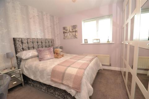 17 Appleby Close, Queensbury, Bradford, BD13 2TB