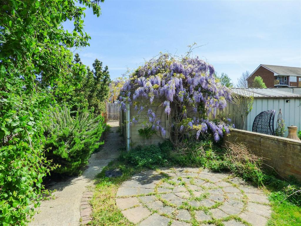 Circular patio area